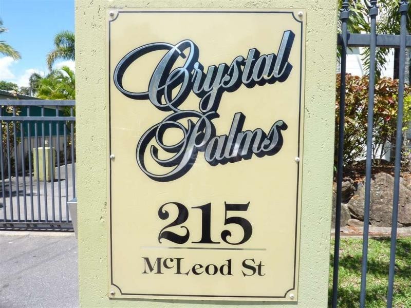15/215 McLeod Street, Cairns North QLD 4870