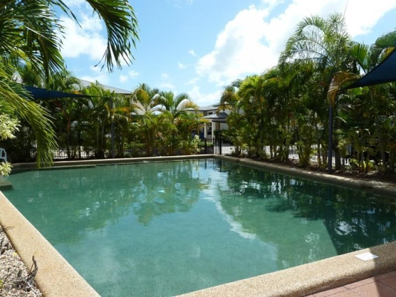 26/58-70 Intake Road, Redlynch QLD 4870