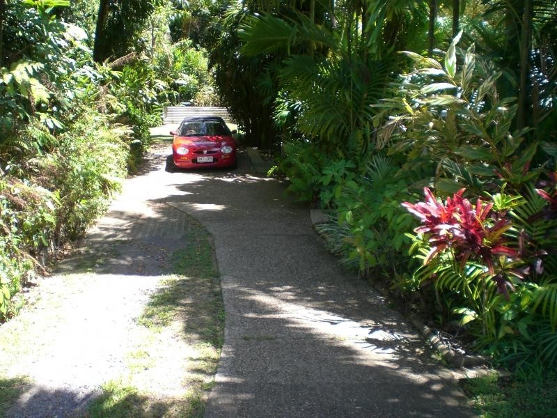 18 Rob Veivers Drive, Kuranda QLD 4881