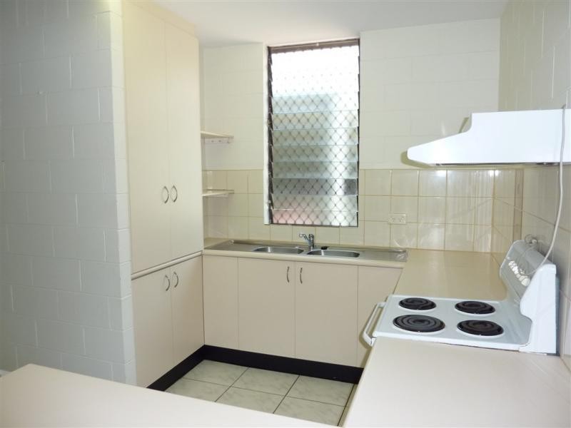 3/3 Pioneer Street, Manoora QLD 4870