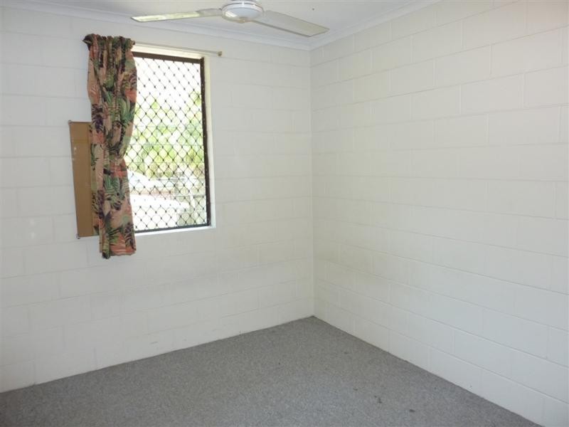 3/3 Pioneer Street, Manoora QLD 4870