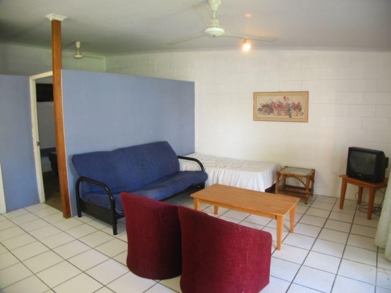 43-45 Bruce Highway, Edmonton QLD 4869