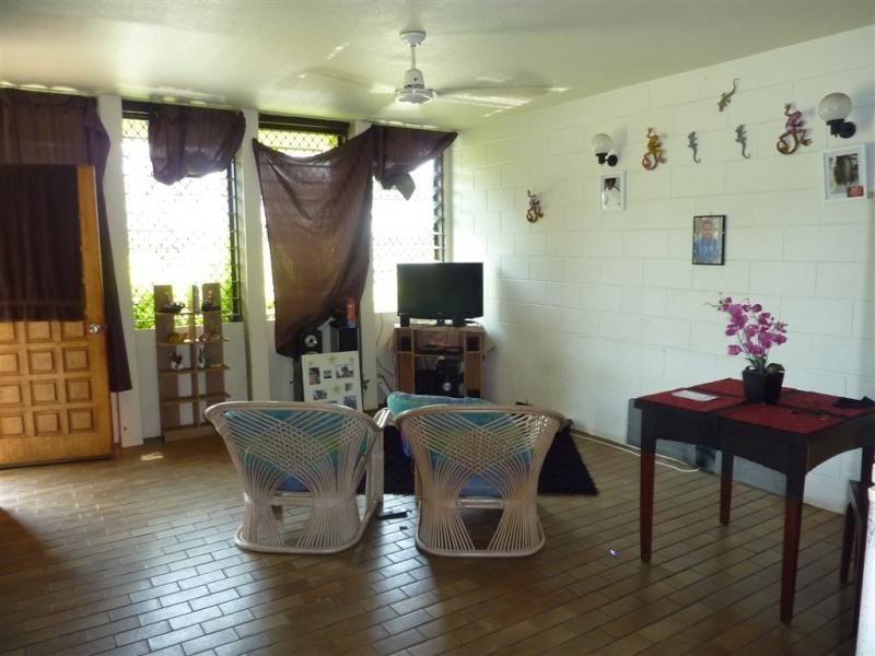 3/1 Pioneer Street, Manoora QLD 4870