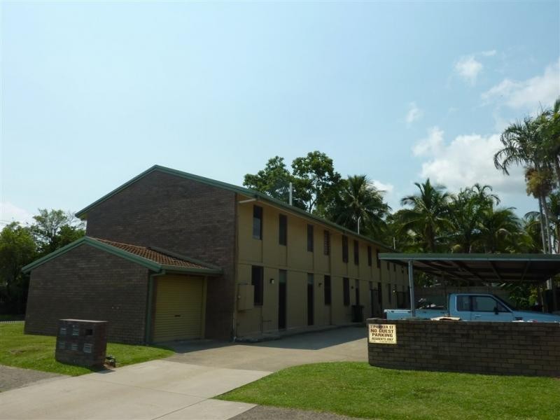 3/1 Pioneer Street, Manoora QLD 4870