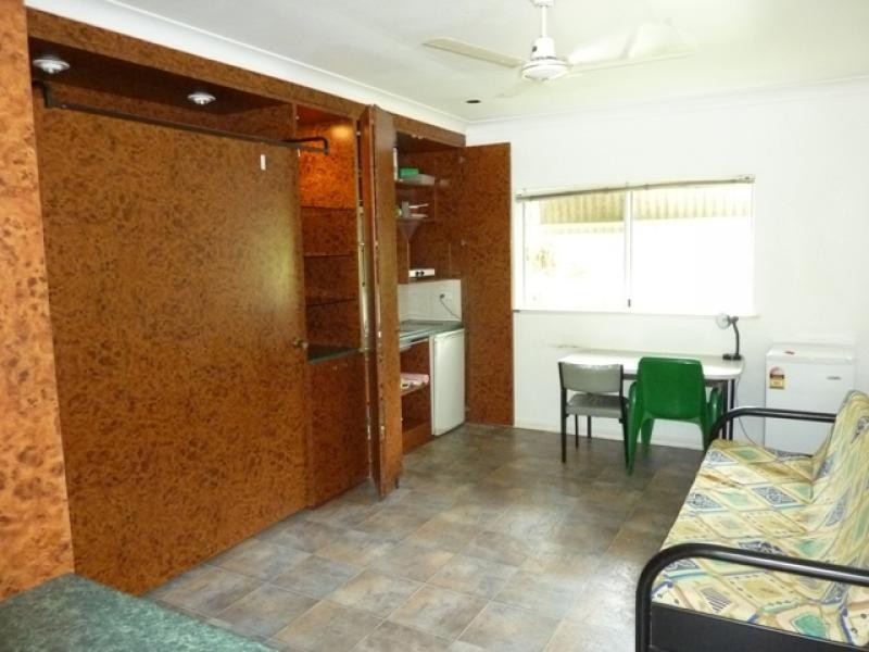 11/4 Chester Court, Manunda QLD 4870