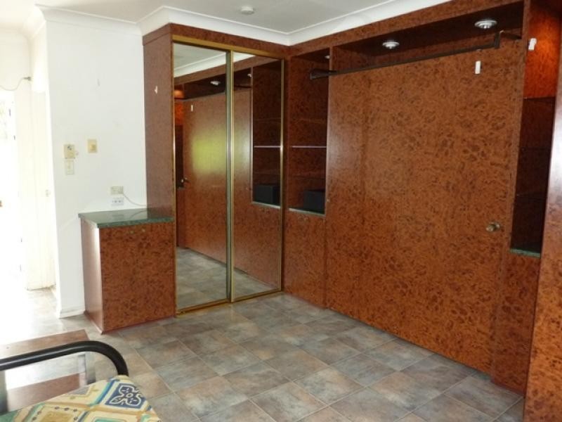 11/4 Chester Court, Manunda QLD 4870