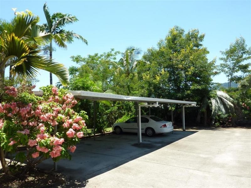 11/4 Chester Court, Manunda QLD 4870