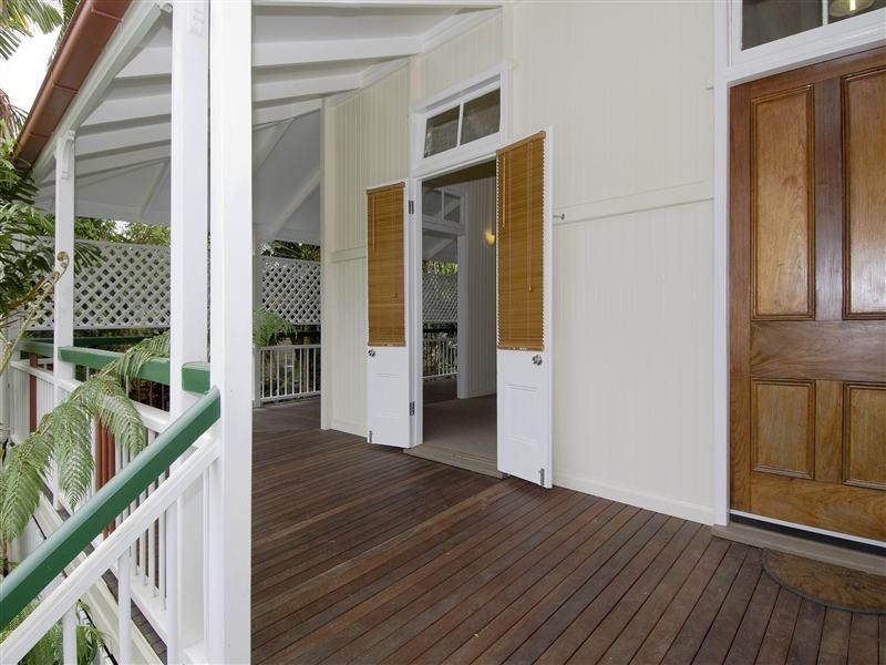 260 Aumuller Street, Westcourt QLD 4870