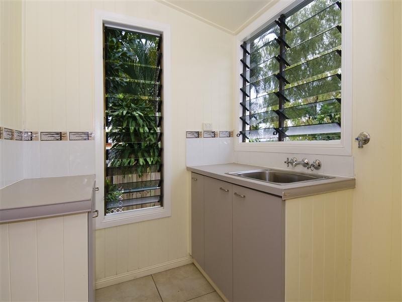 260 Aumuller Street, Westcourt QLD 4870