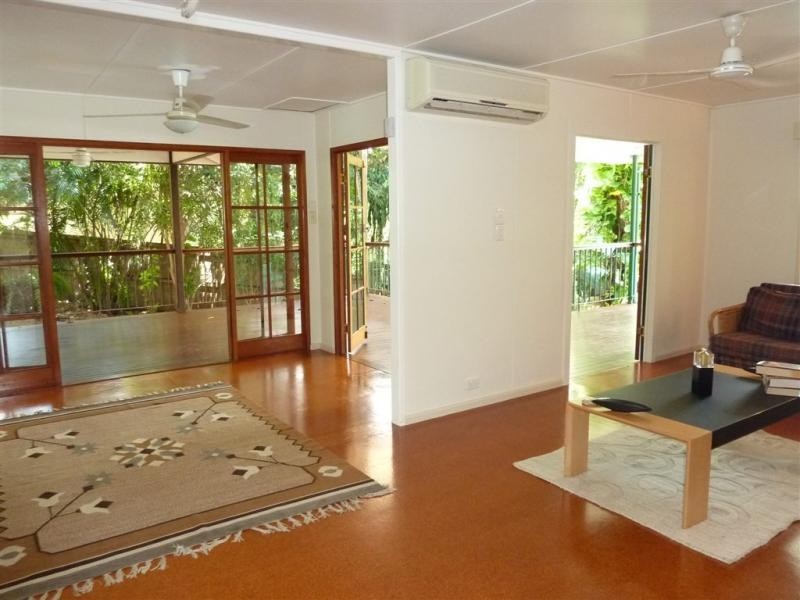 127 Petersen Street, Freshwater QLD 4870