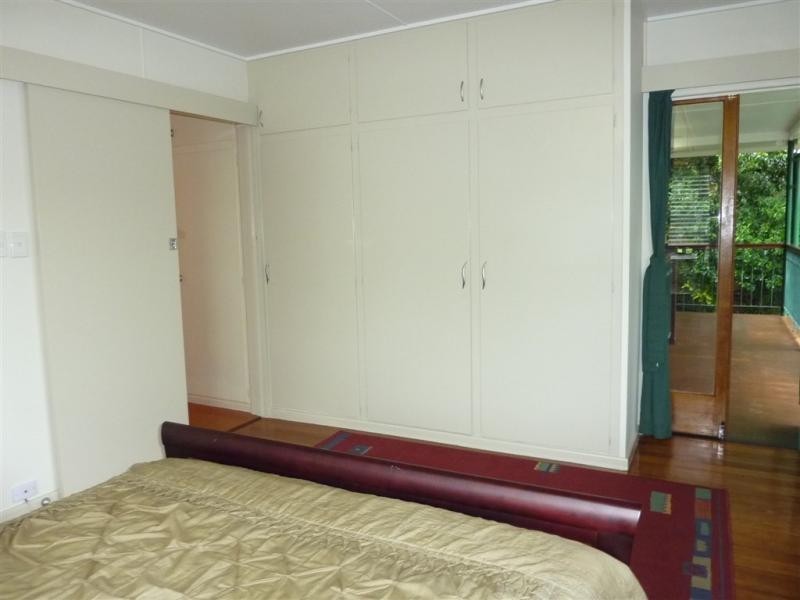 127 Petersen Street, Freshwater QLD 4870