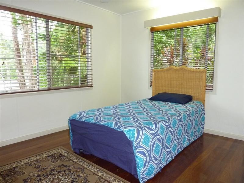 127 Petersen Street, Freshwater QLD 4870