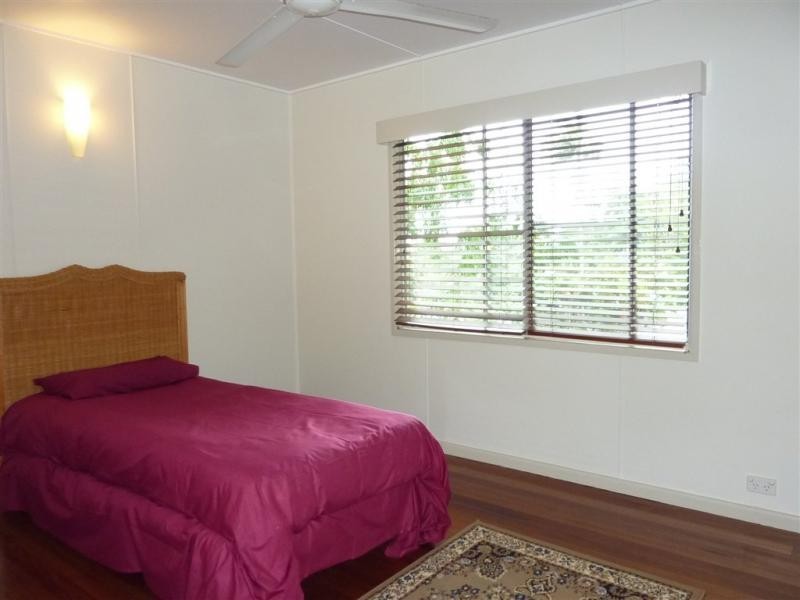 127 Petersen Street, Freshwater QLD 4870