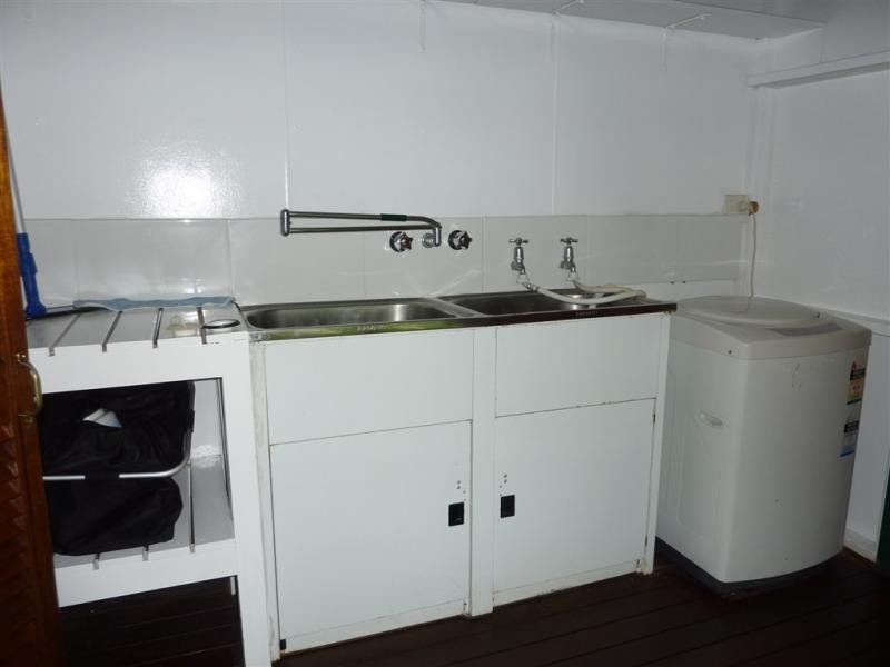 127 Petersen Street, Freshwater QLD 4870