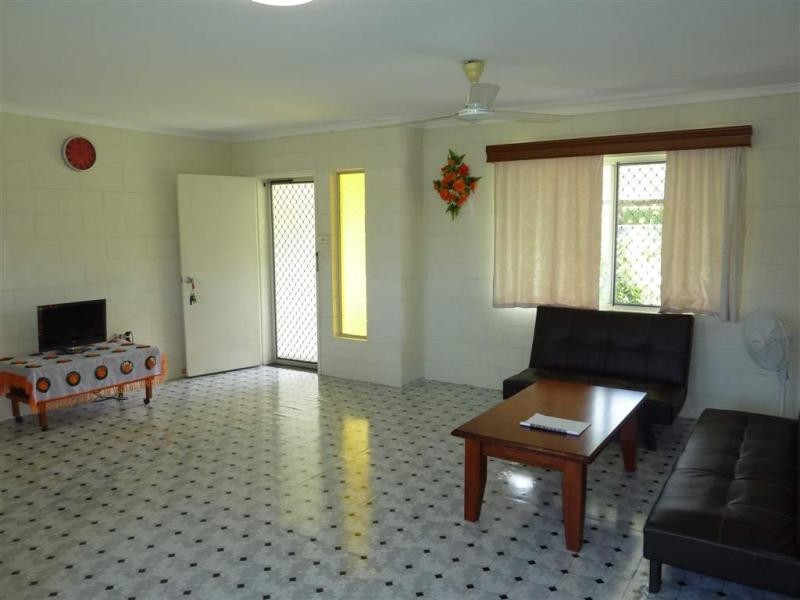 16 Chataway Street, Cairns QLD 4870