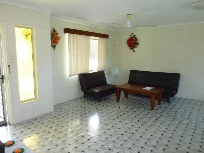 16 Chataway Street, Cairns QLD 4870