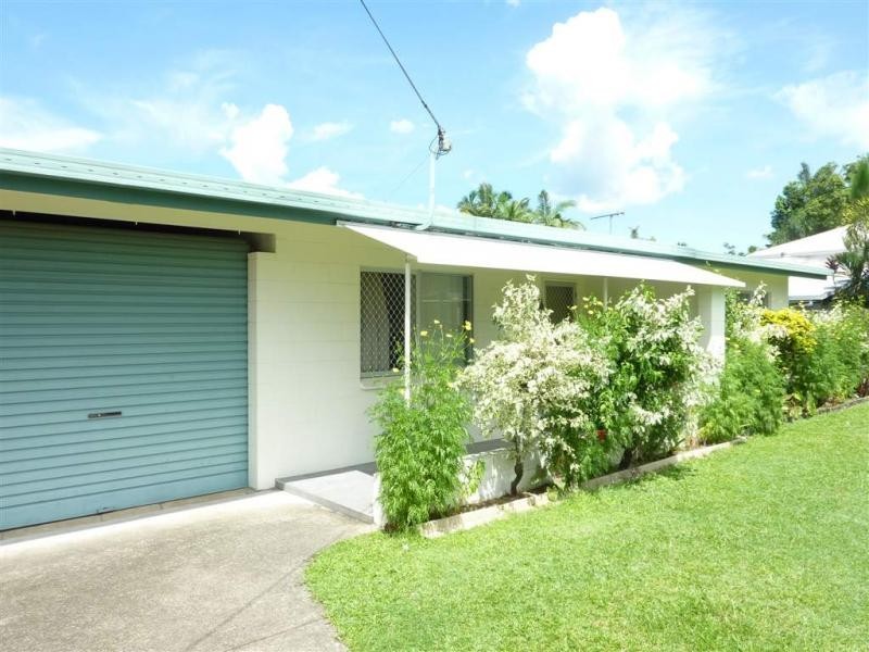 16 Chataway Street, Cairns QLD 4870