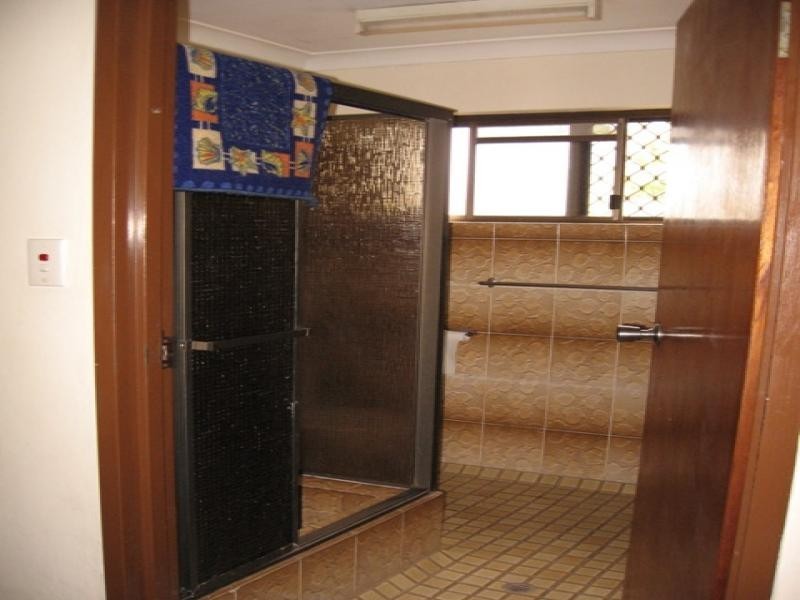 9/35-37 Bruce Highway, Edmonton QLD 4869