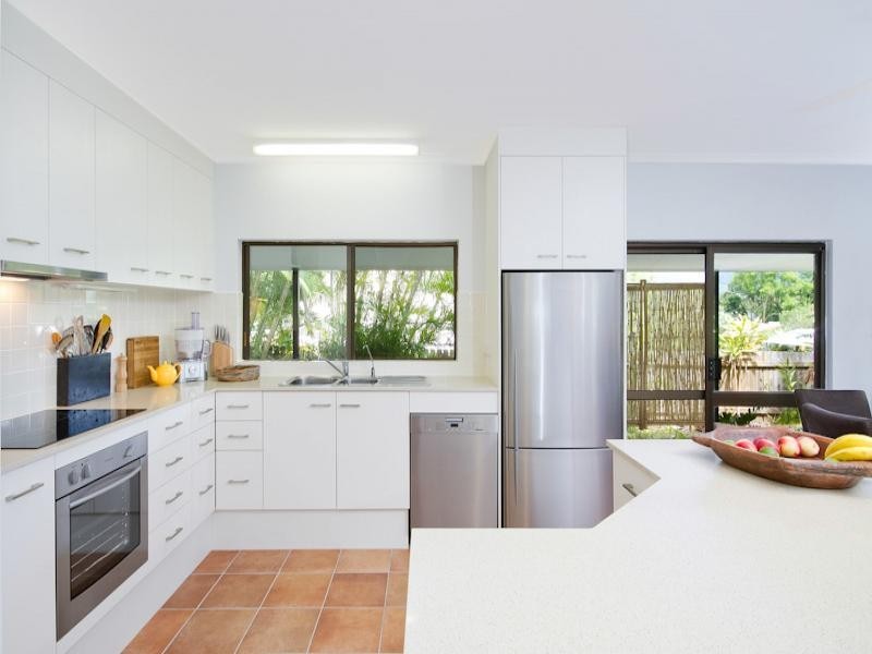 11 Madang Street, Trinity Beach QLD 4879