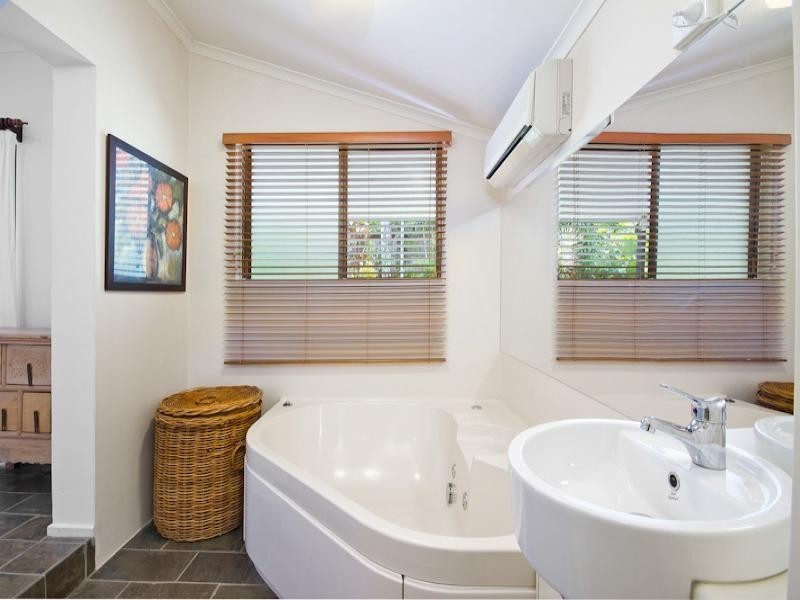 11 Madang Street, Trinity Beach QLD 4879