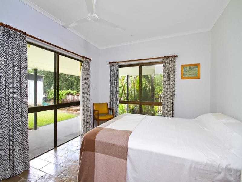 11 Madang Street, Trinity Beach QLD 4879