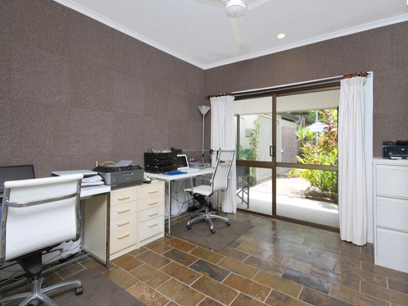 11 Madang Street, Trinity Beach QLD 4879