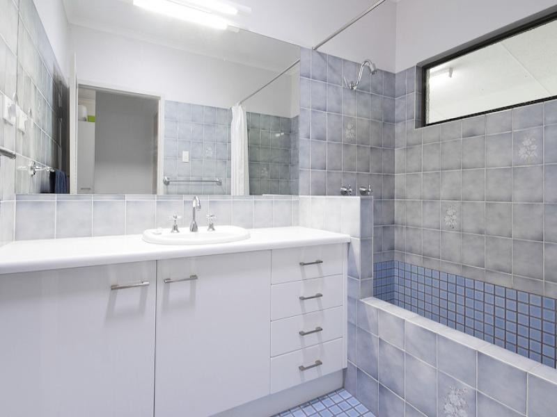 11 Madang Street, Trinity Beach QLD 4879