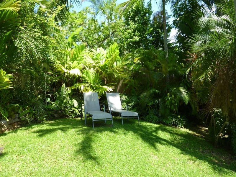 11 Madang Street, Trinity Beach QLD 4879