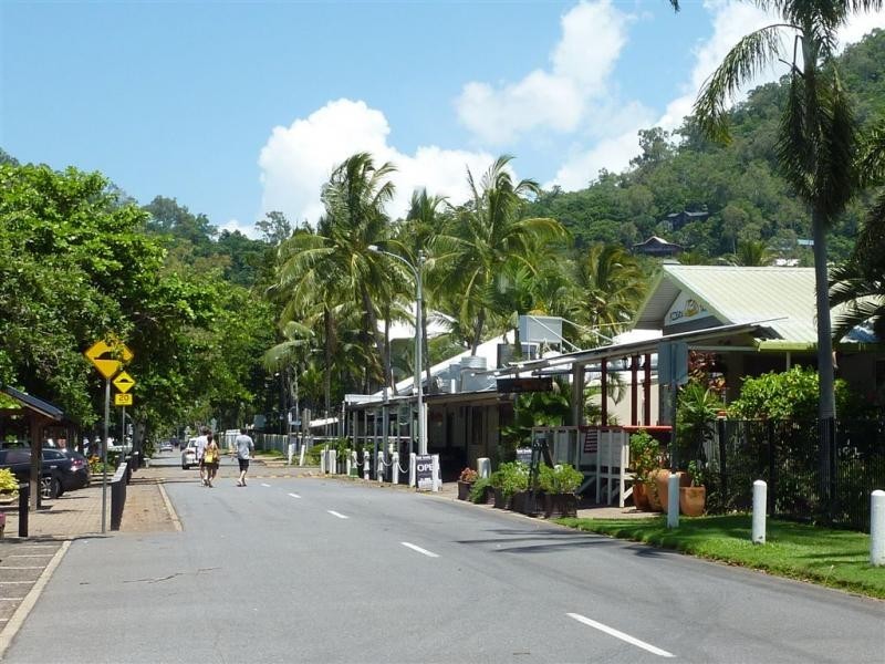 11 Madang Street, Trinity Beach QLD 4879