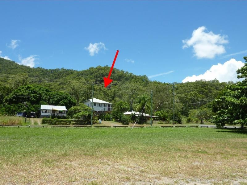 4 Sandpiper Street, East Trinity QLD 4871