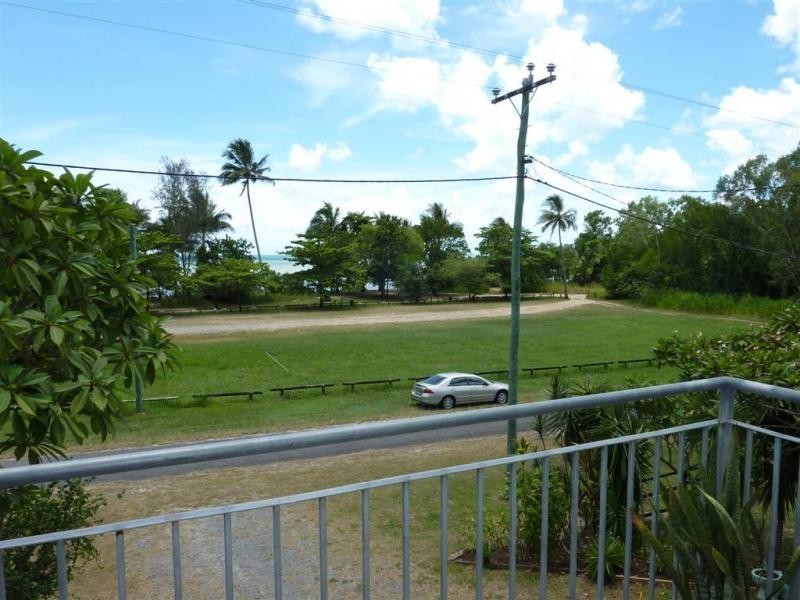 4 Sandpiper Street, East Trinity QLD 4871