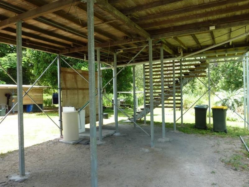 4 Sandpiper Street, East Trinity QLD 4871