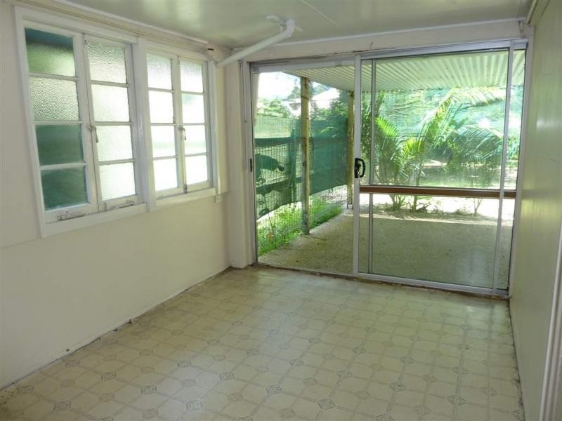 Lyons Street, Westcourt QLD 4870