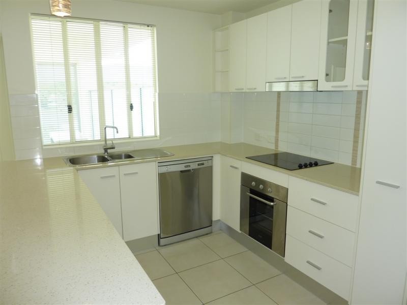 12/75 Moore Street, Trinity Beach QLD 4879