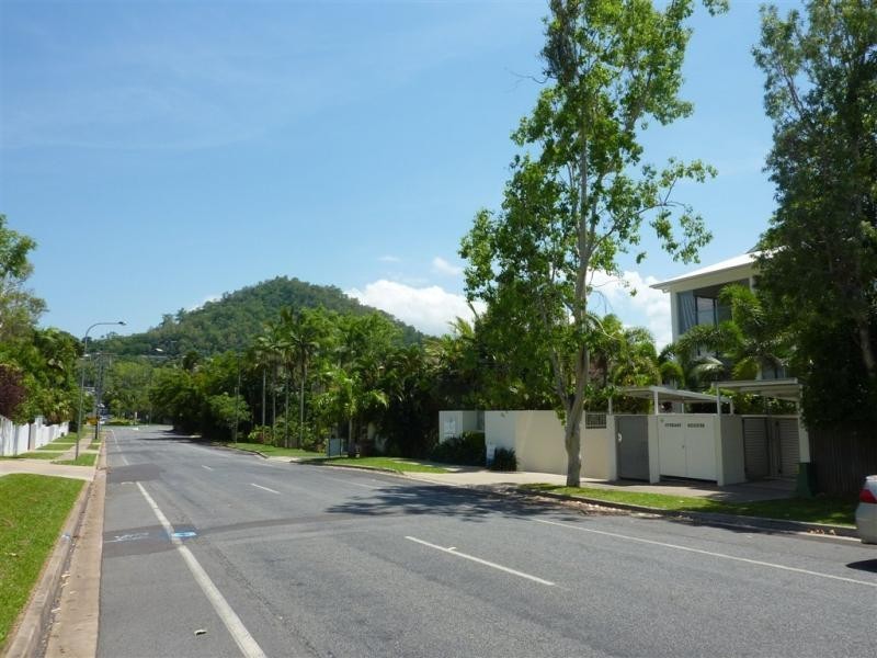 12/75 Moore Street, Trinity Beach QLD 4879