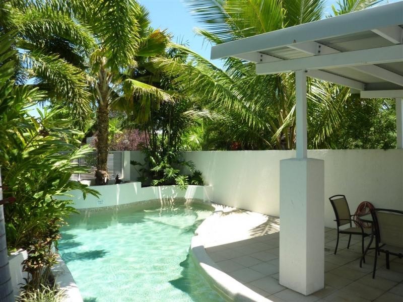 12/75 Moore Street, Trinity Beach QLD 4879