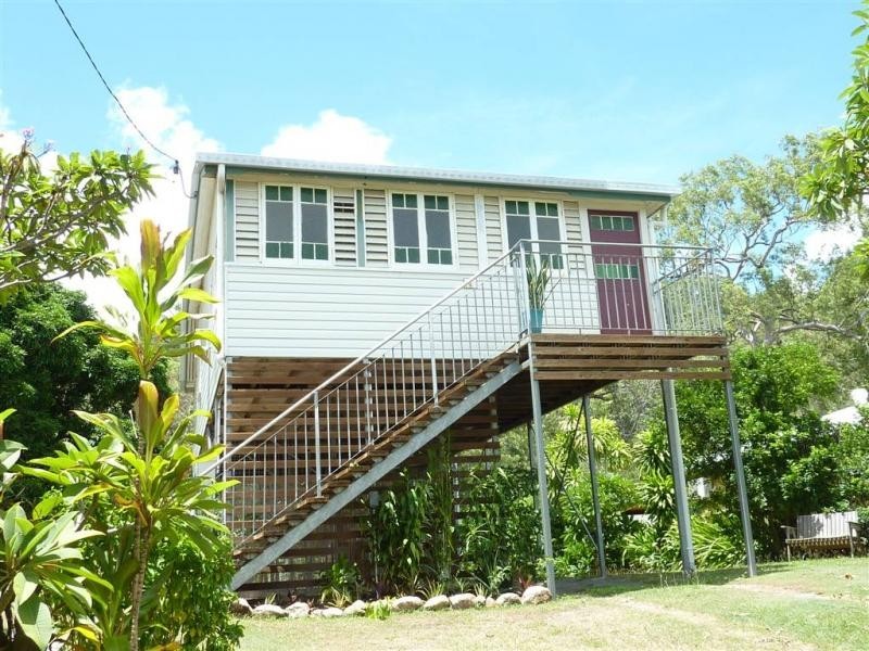 4 Sandpiper Street, East Trinity QLD 4871