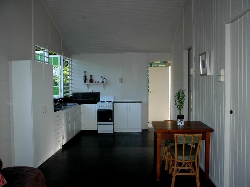 4 Sandpiper Street, East Trinity QLD 4871