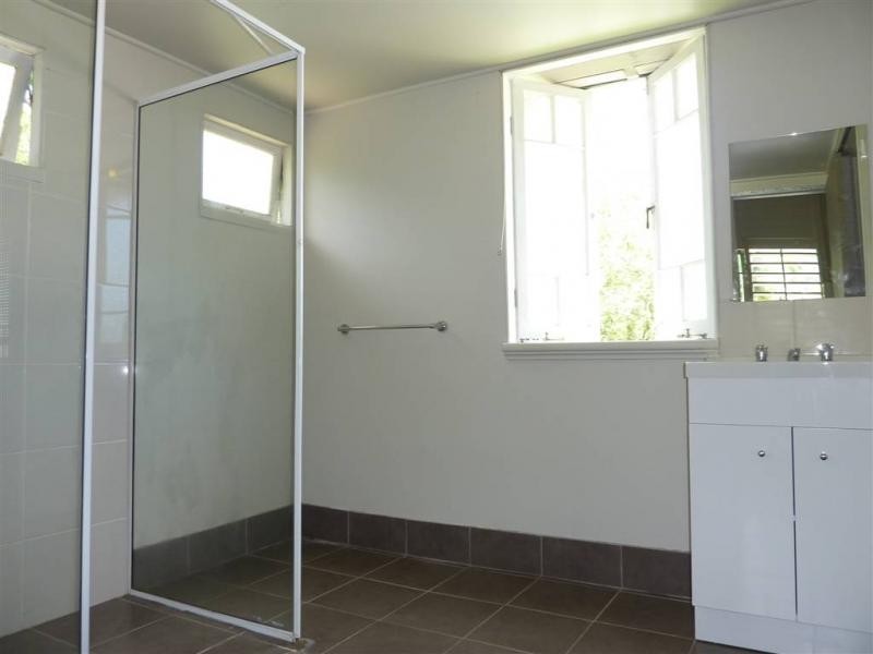 4 Sandpiper Street, East Trinity QLD 4871