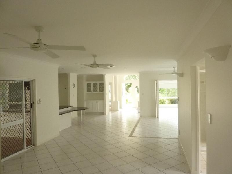 15 Stream Avenue, Kewarra Beach QLD 4879