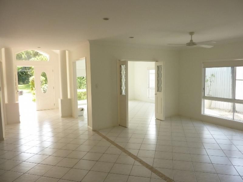 15 Stream Avenue, Kewarra Beach QLD 4879