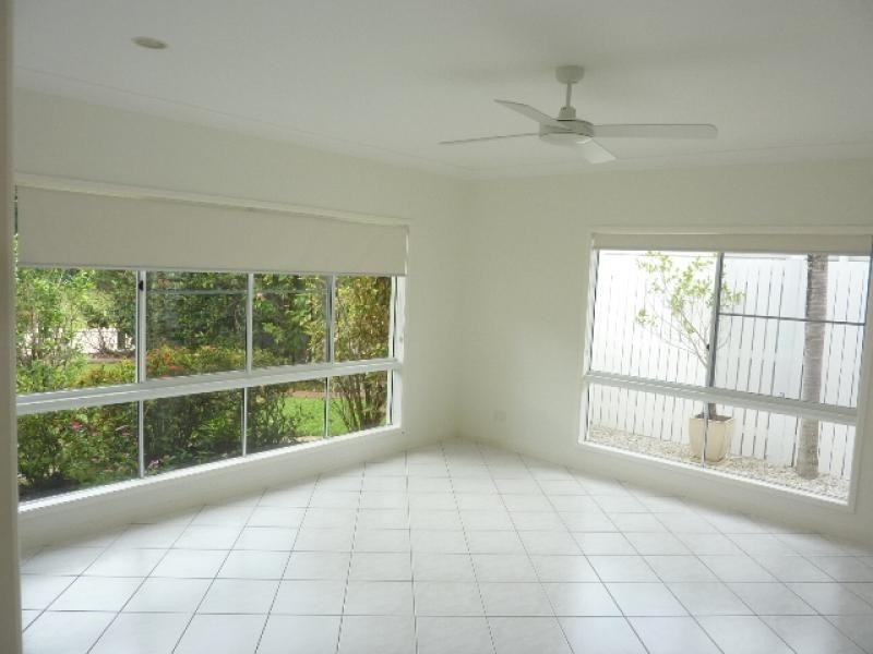 15 Stream Avenue, Kewarra Beach QLD 4879