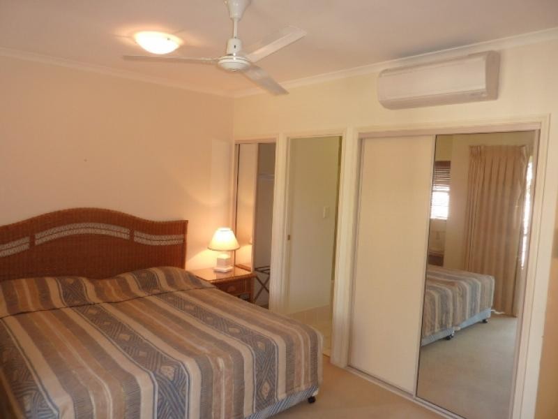 108/2 Greenslopes Street, Cairns North QLD 4870