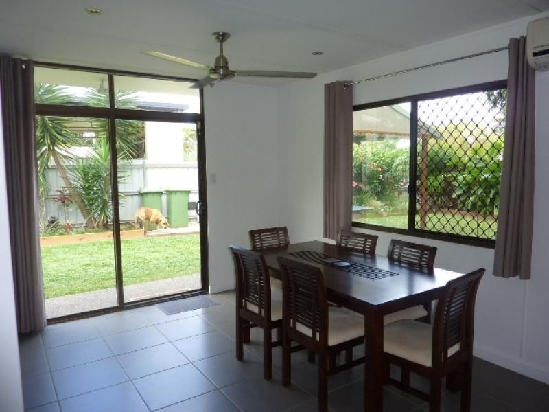 2 Alice Street, Woree QLD 4868