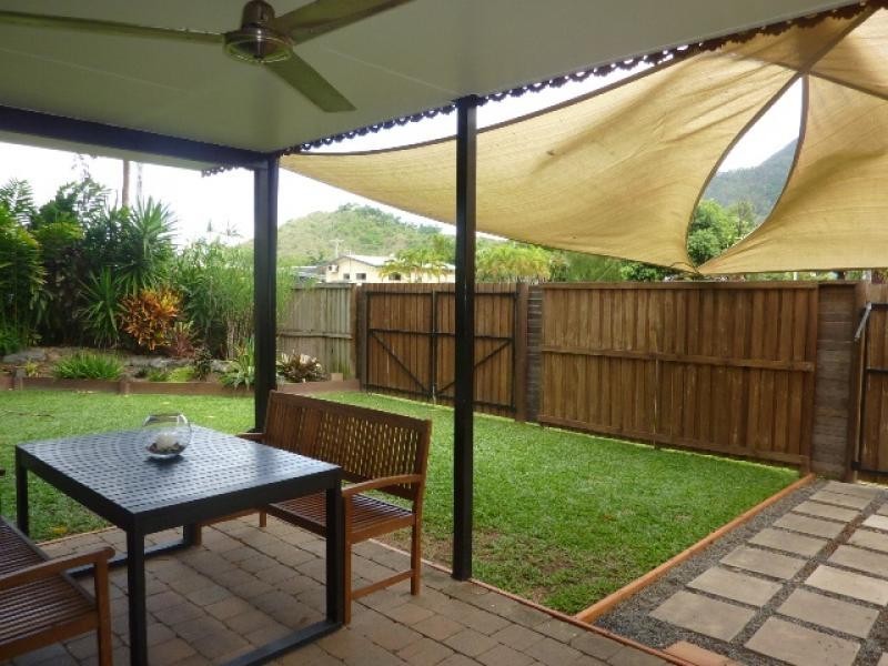 2 Alice Street, Woree QLD 4868