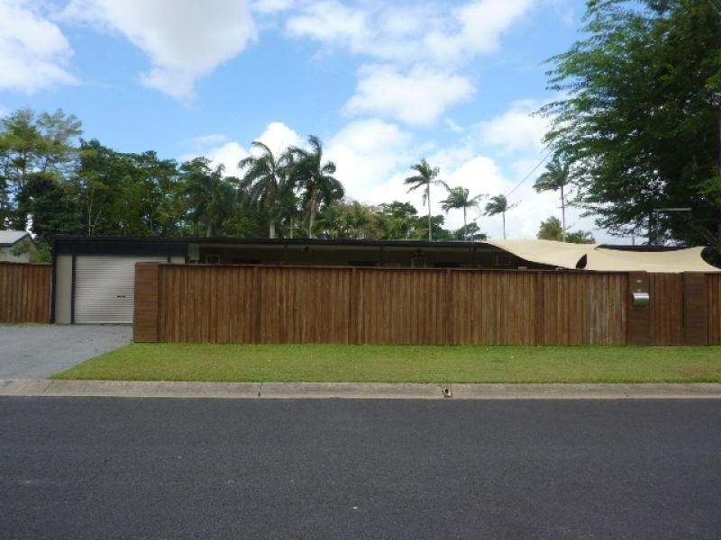 2 Alice Street, Woree QLD 4868