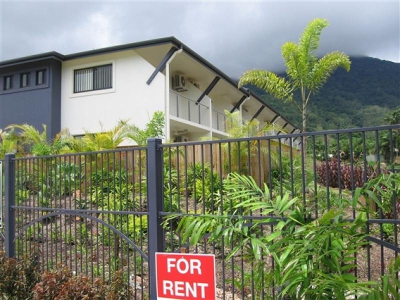 18/40 Intake Road, Redlynch QLD 4870