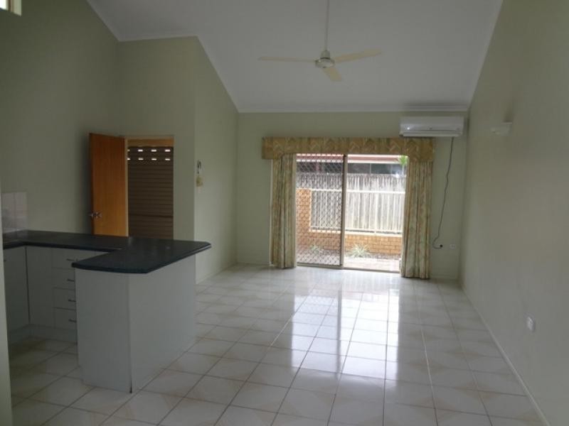 1/370 Severin Street, Parramatta Park QLD 4870