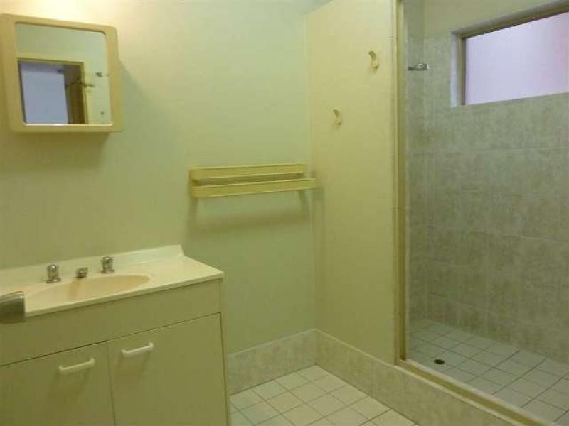 1/370 Severin Street, Parramatta Park QLD 4870