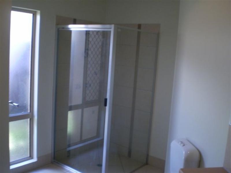 30 William Hickey Street, Redlynch QLD 4870